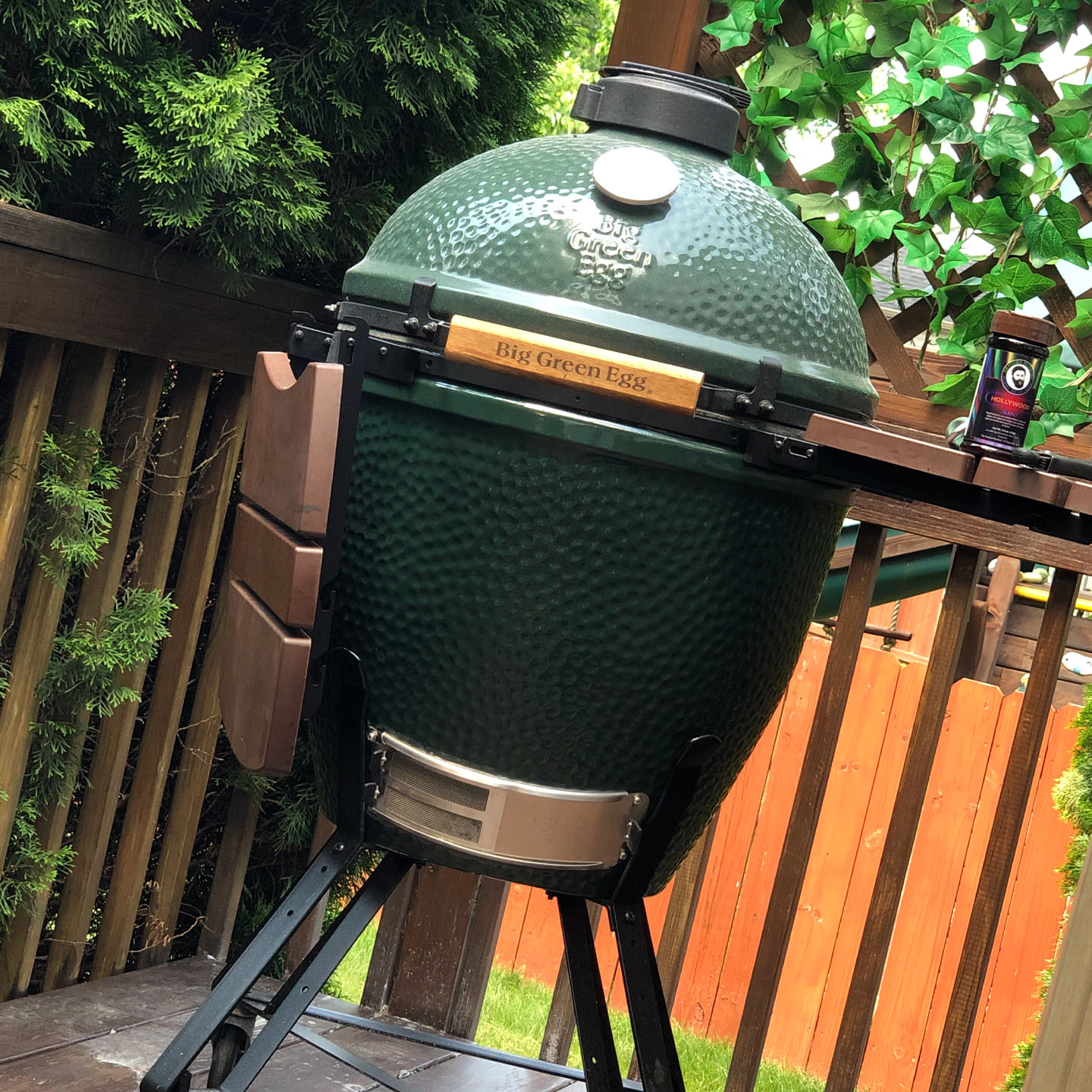 big green egg